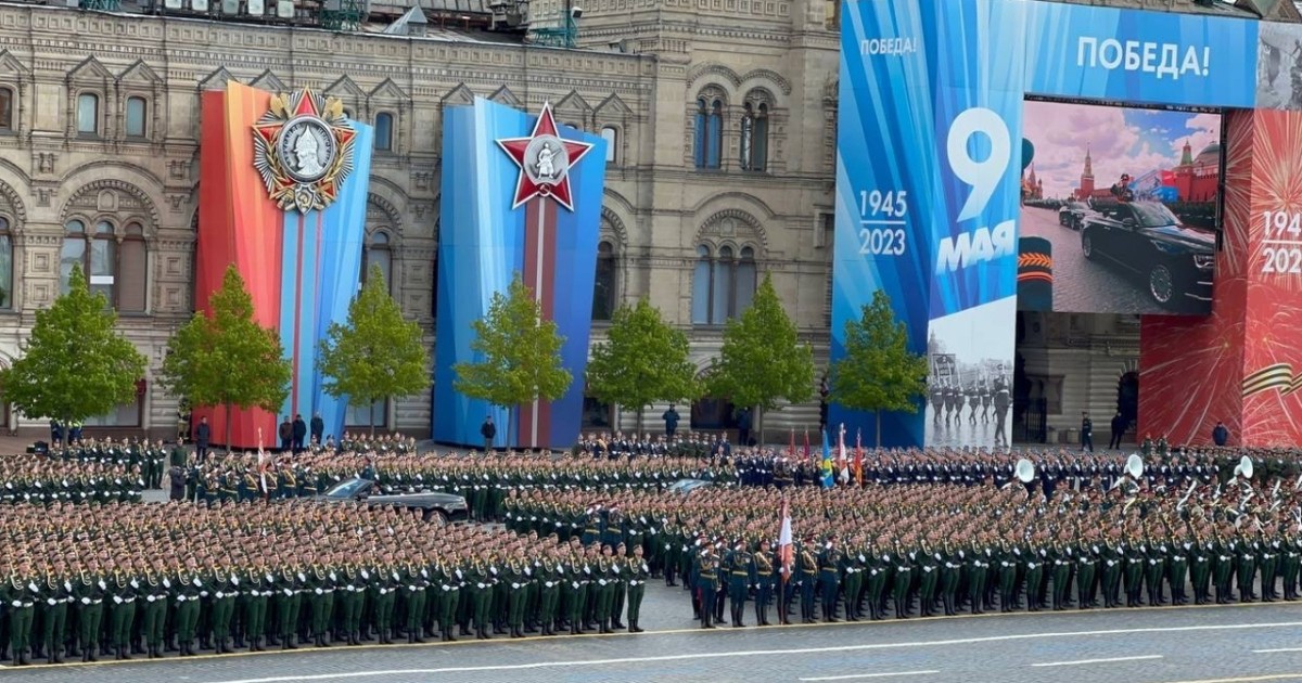 Кремль хочет привлечь к параду в Москве иностранных военных: в МИД отреагировали