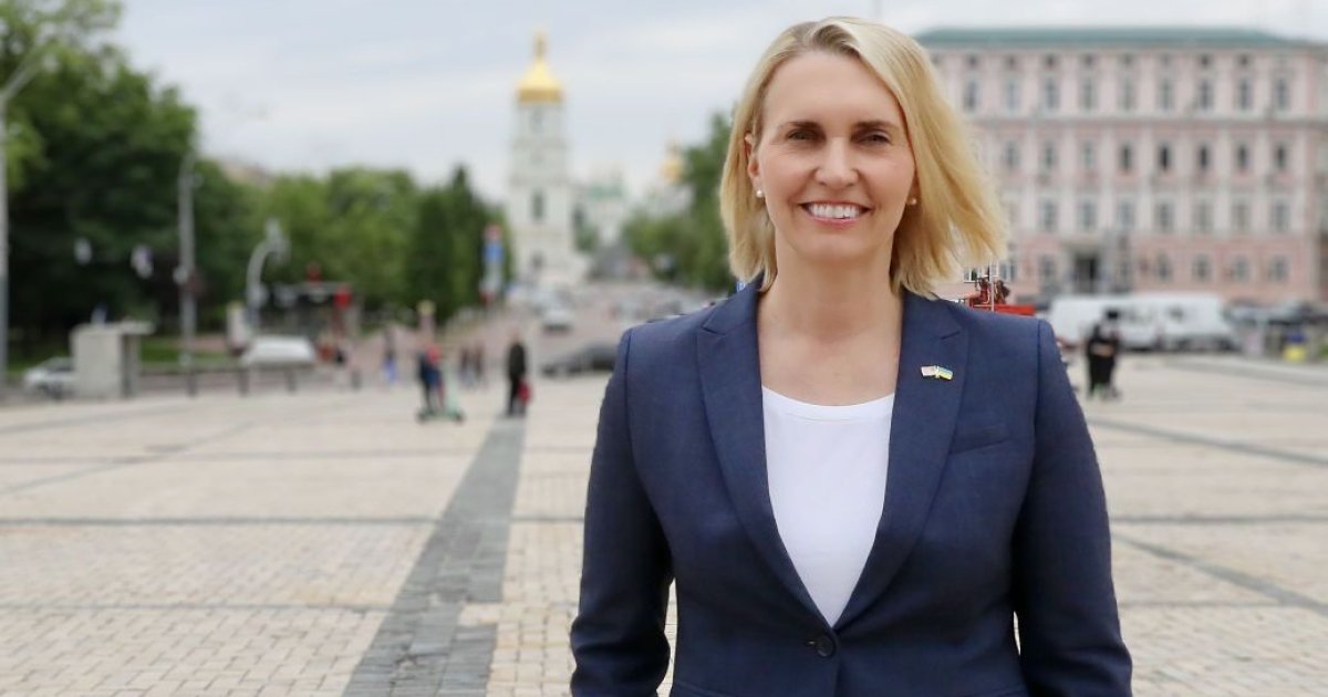Бриджит Бринк рассказала, почему покинула пост посла США в Украине