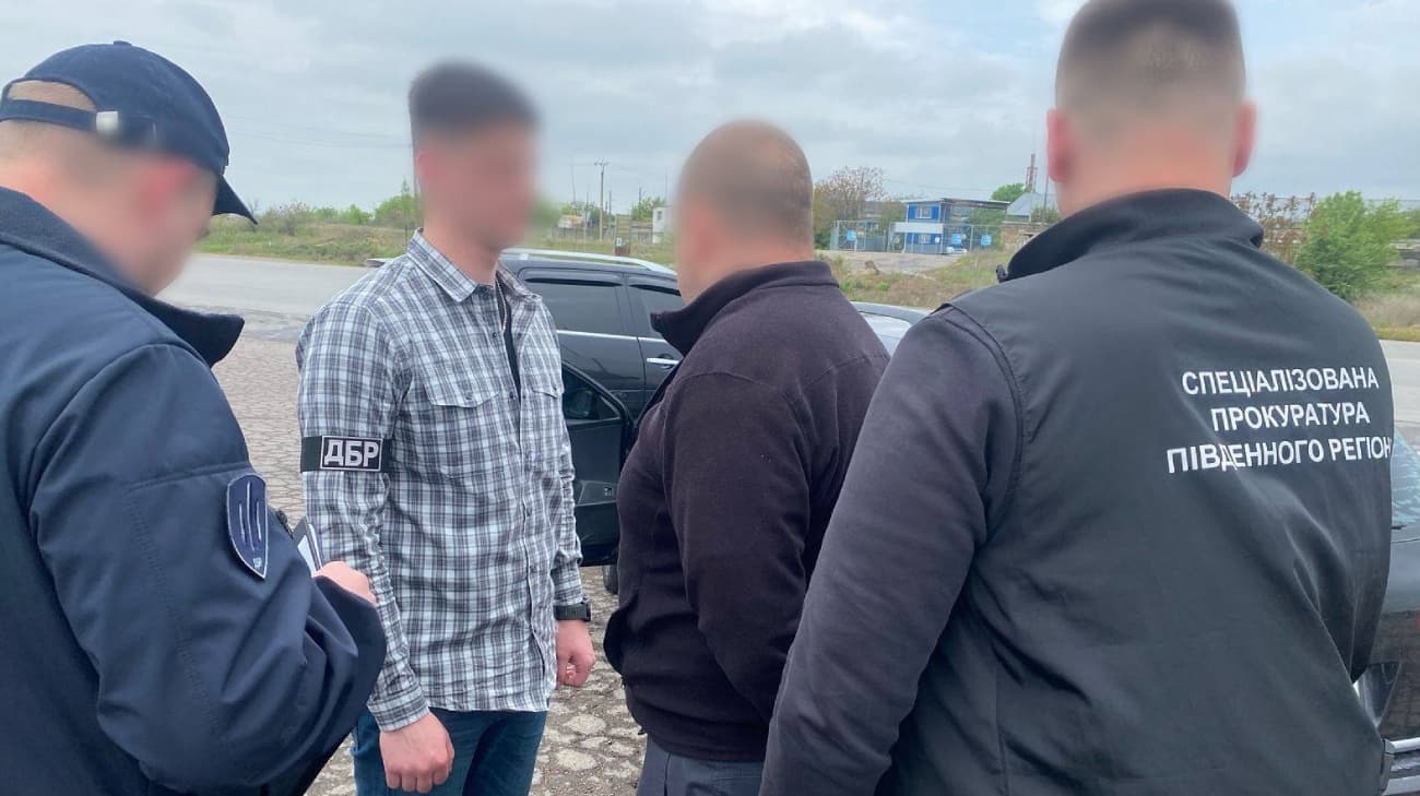 Военные на Николаевщине перепродавали фермерам топливо, предназначенное для ВСУ