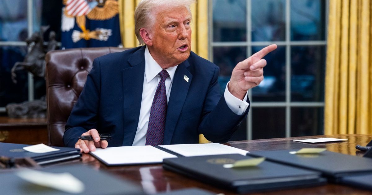 комментируя впервые переговоры в Стамбуле, Трамп возмутился Зеленским, — CNN