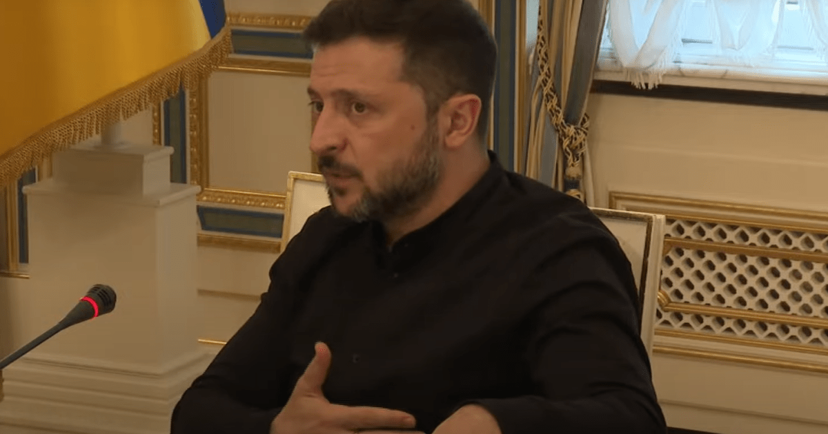 Зеленский предложил Путину прекратить огонь, пока они лично не встретятся