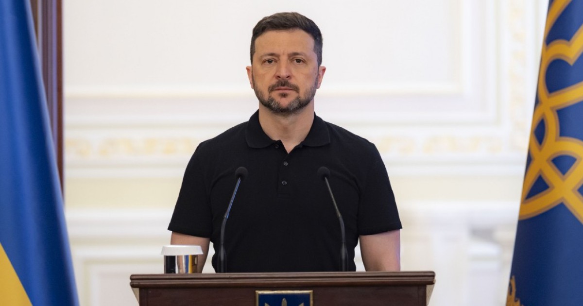 Зеленский отверг идею РФ прекратить огонь на 2-3 дня, но готов к встрече с Путиным (видео)