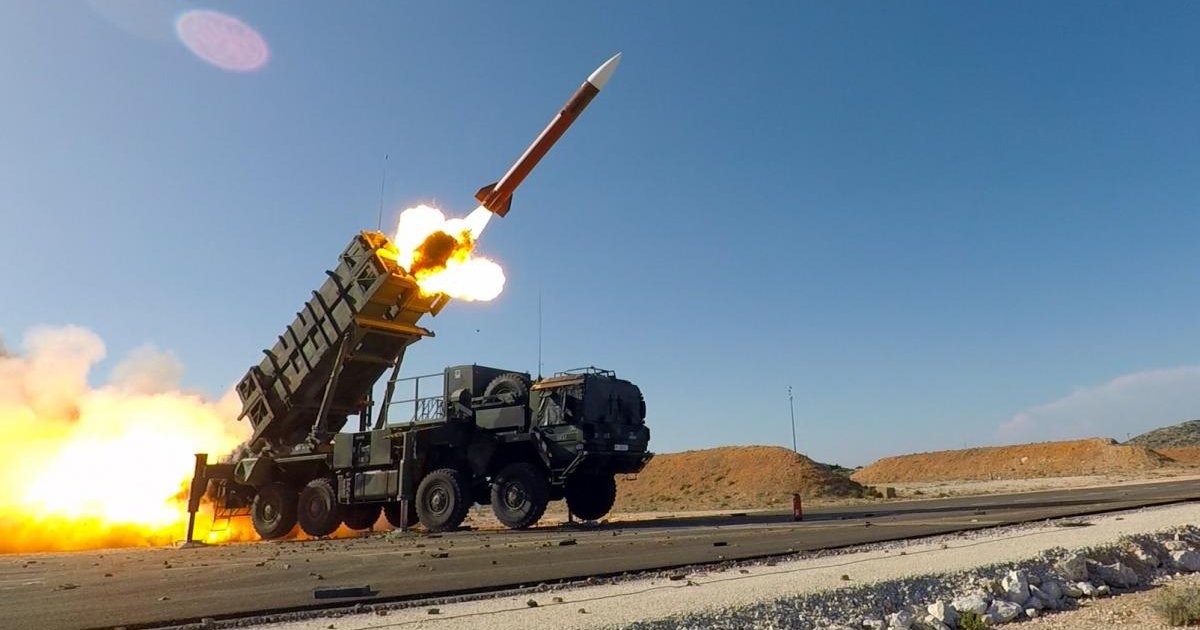 Трамп пообещал немедленно отправить Украине 10 ракет для Patriot, — Axios