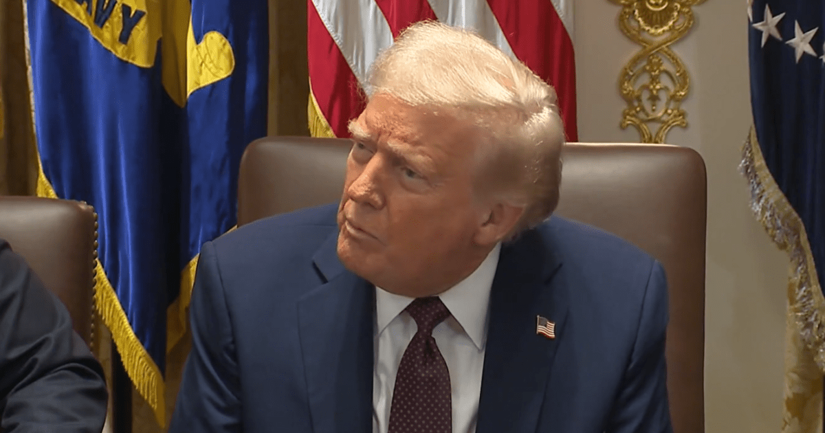 Трамп заговорил о санкциях против РФ и Украины (видео)
