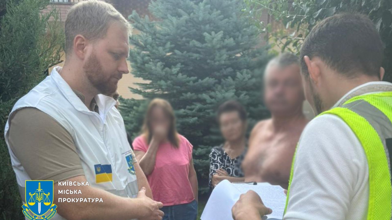 Экс-чиновник оборонки выписал себе »за заслуги» премий и доплат на 700 тысяч – прокуратура