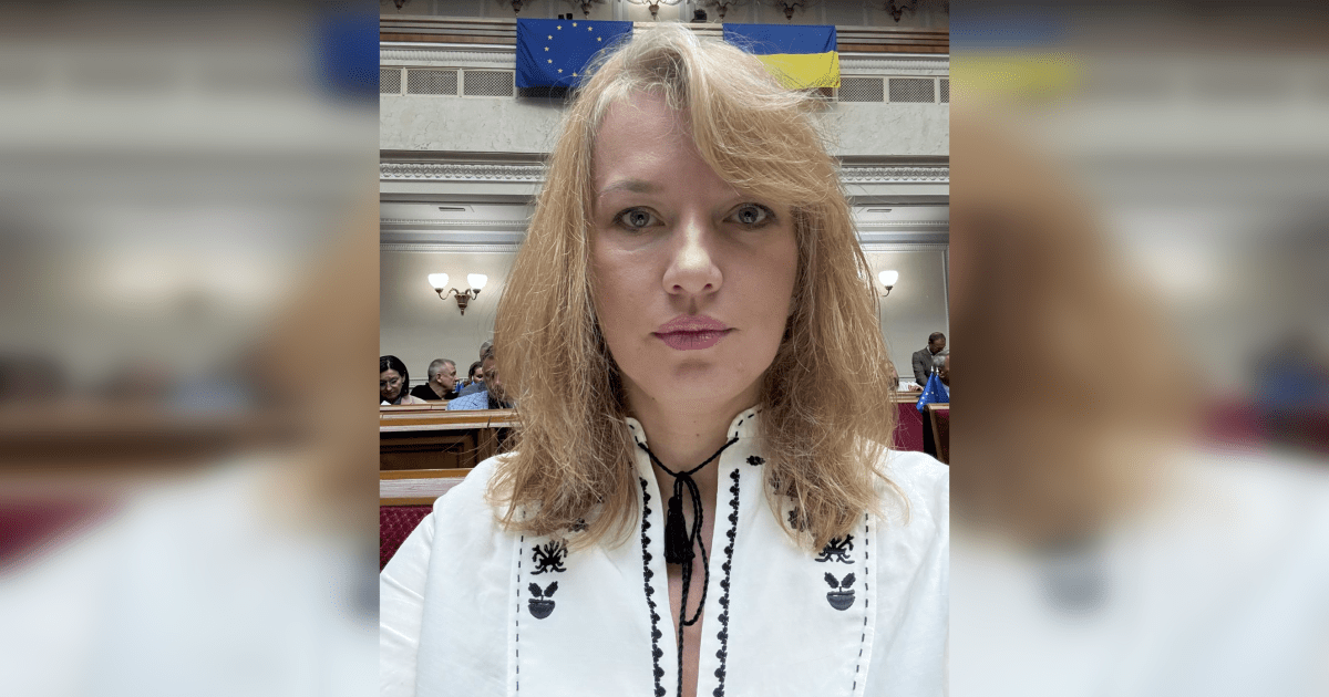 нардеп надела рубашку украинского бренда за 9 тысяч грн (фото)