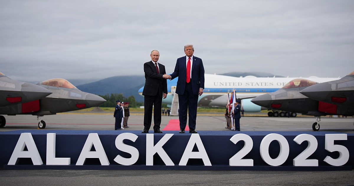 как у Путина прокомментировали встречу с Трампом на Аляске