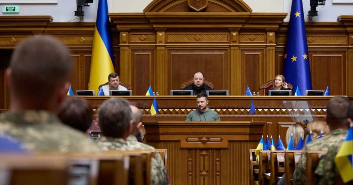в «Слуге народа» отреагировали на слухи о «переизбрании» Зеленского