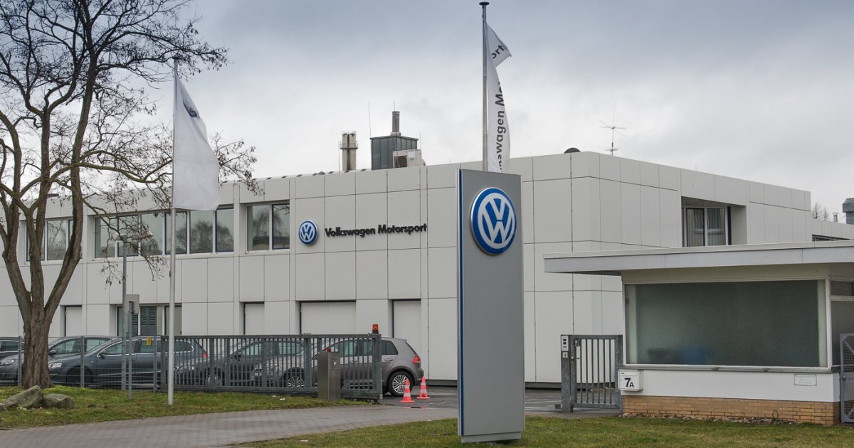Как пошлины Трампа ударили по Volkswagen: потери на миллиарды евро