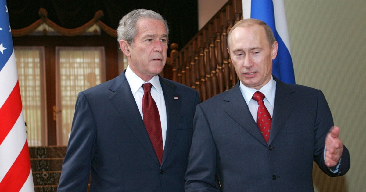 опубликованы его переговоры с Бушем