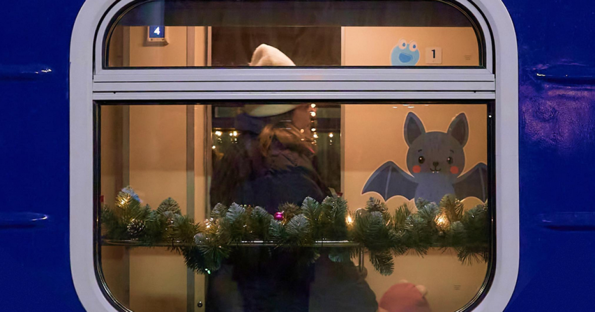 20 тысяч украинцев проведут ночь с Укрзализныцей