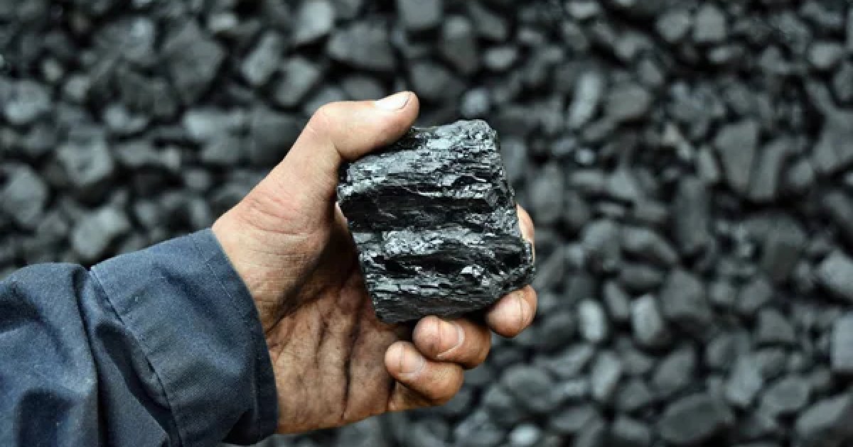 Российская армия атаковала угледобывающую шахту: есть раненые