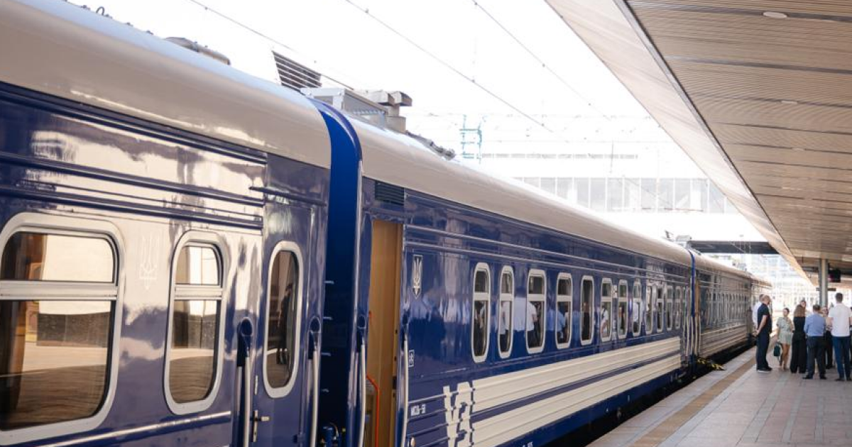 300 тыс. пользователей и 24 тыс. билетов