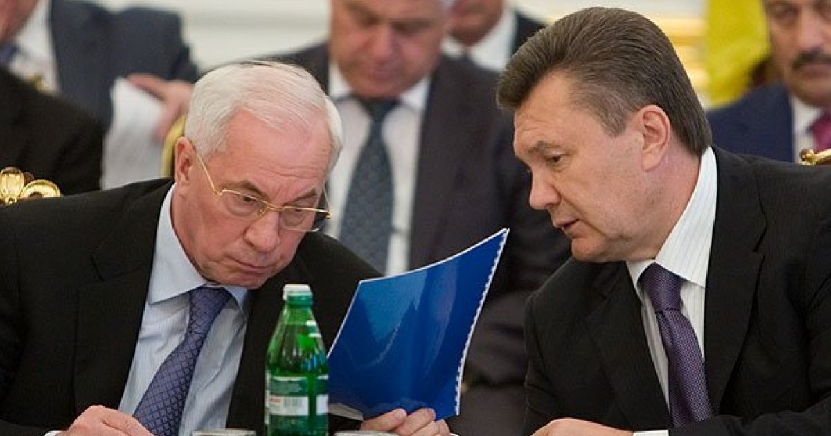 СМИ узнали, как сейчас живет беглый Азаров