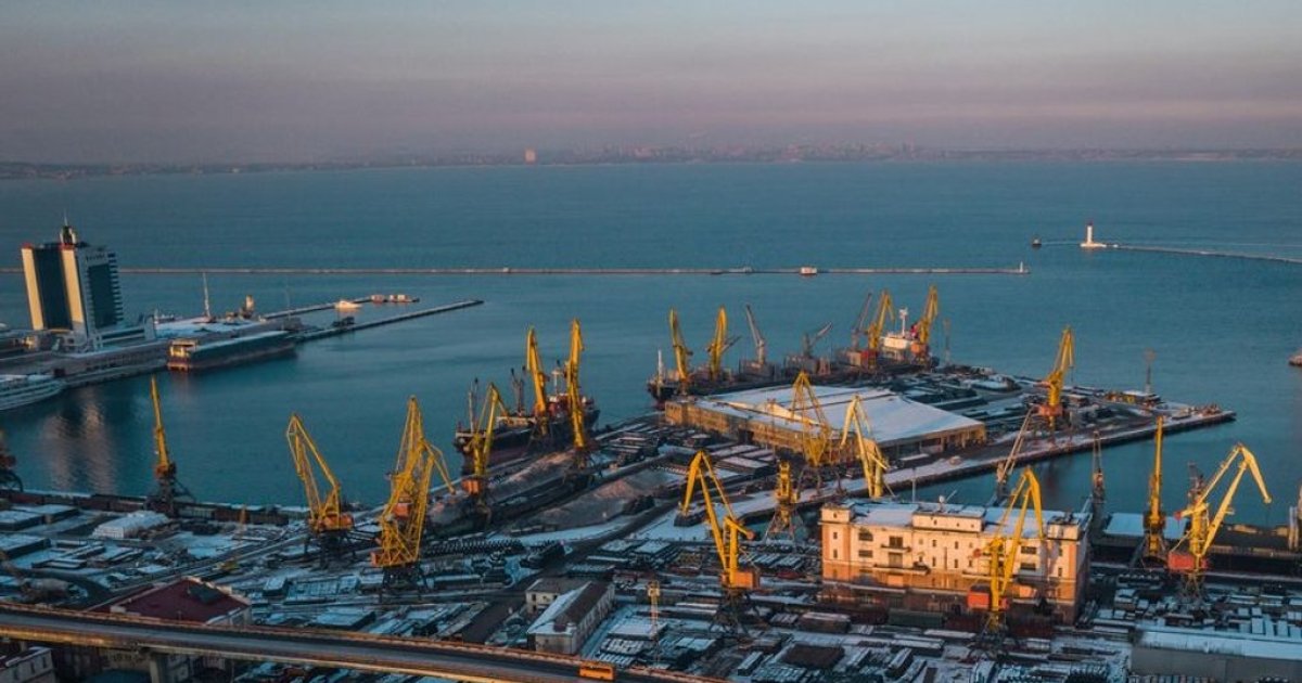 Одесский порт до сих пор остается без электропитания — Delo.ua