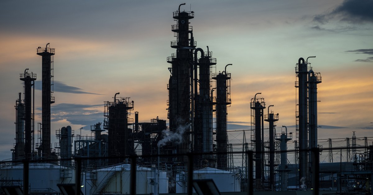 Закупки российской нефти в Индии восстанавливает Reliance Industries