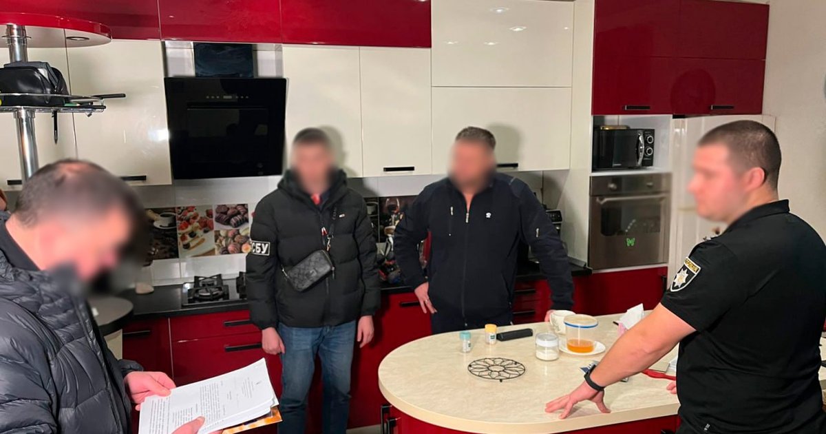 депутат из Днепра обманом отдохнул за границей (фото)