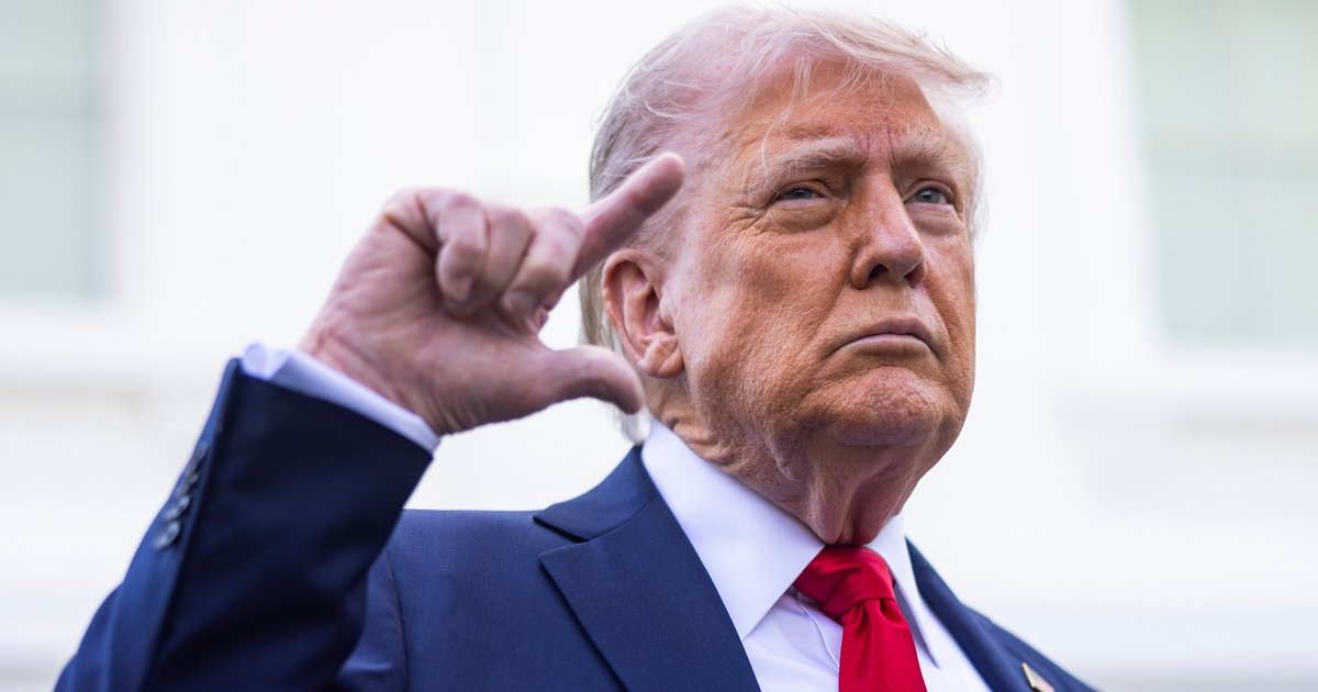 действительно ли президент США принял сторону Украины и играет против Путина