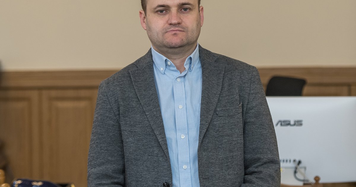 Кладбище — единственное, что сейчас объединяет нашу страну: министр развития общин