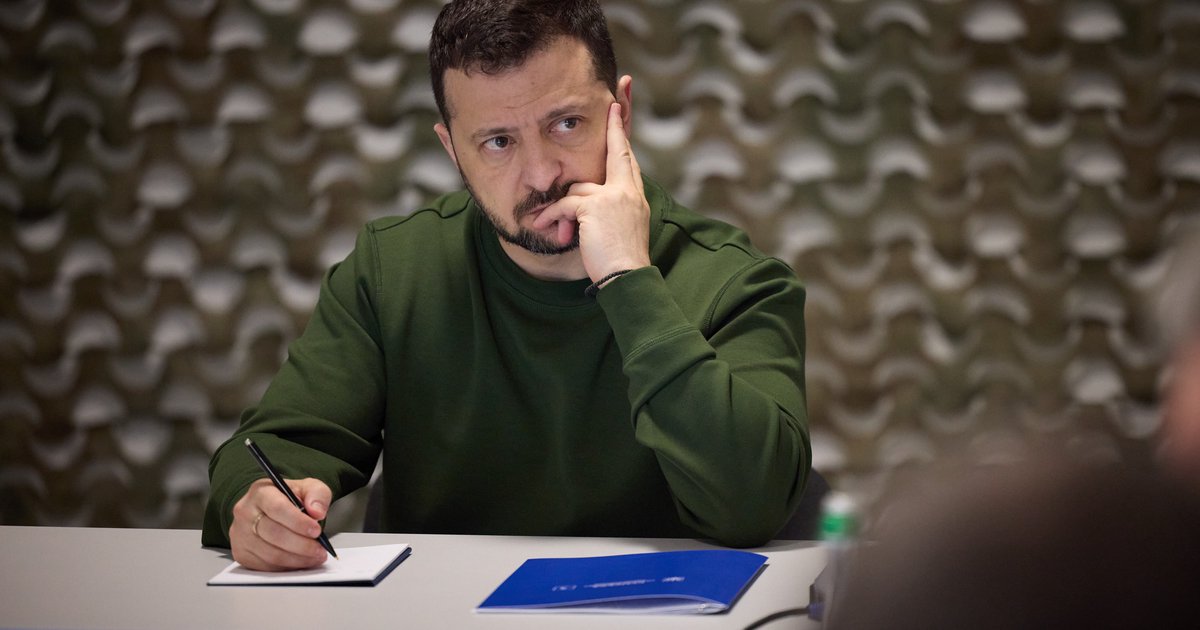 Зеленский призвал депутатов к службе в ВСУ: Арахамия объяснил слова президента, — УП