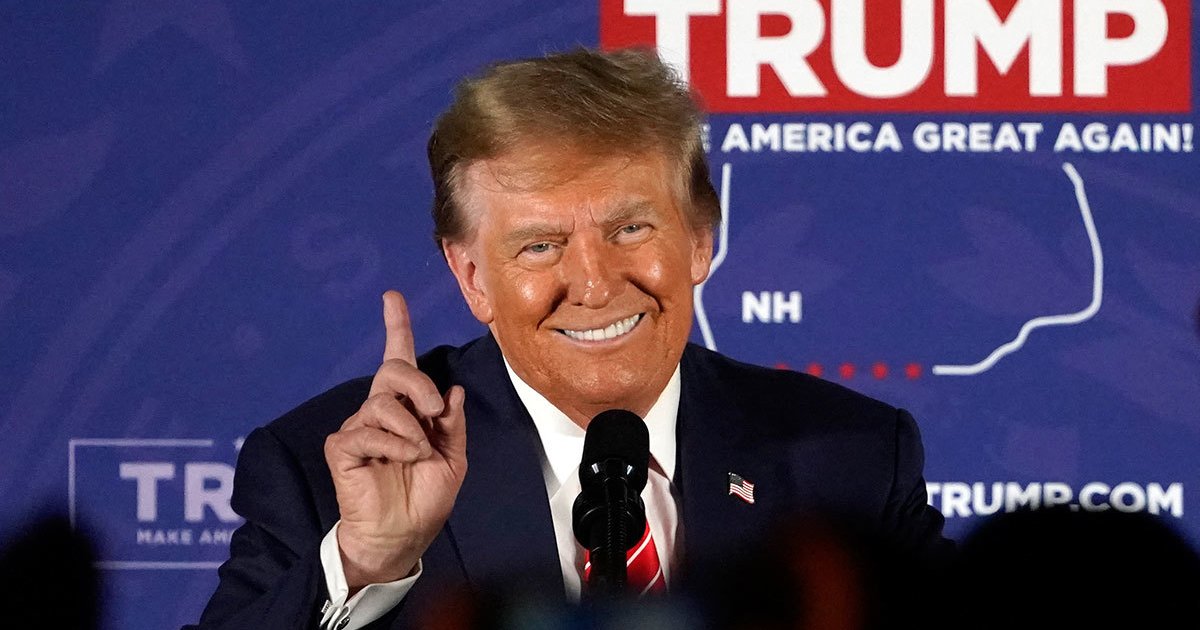 Украинские чиновники предложили назвать часть Донбасса «Донниленд» в честь Трампа, — NYT