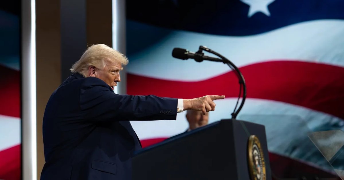 Трамп пригрозил уничтожить все мосты и электростанции в Иране к вечеру 7 апреля (видео)