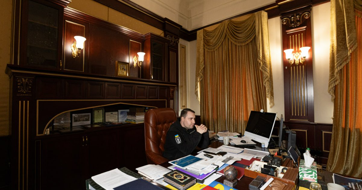 что интересного СМИ заметили в кабинете Буданова (фото)