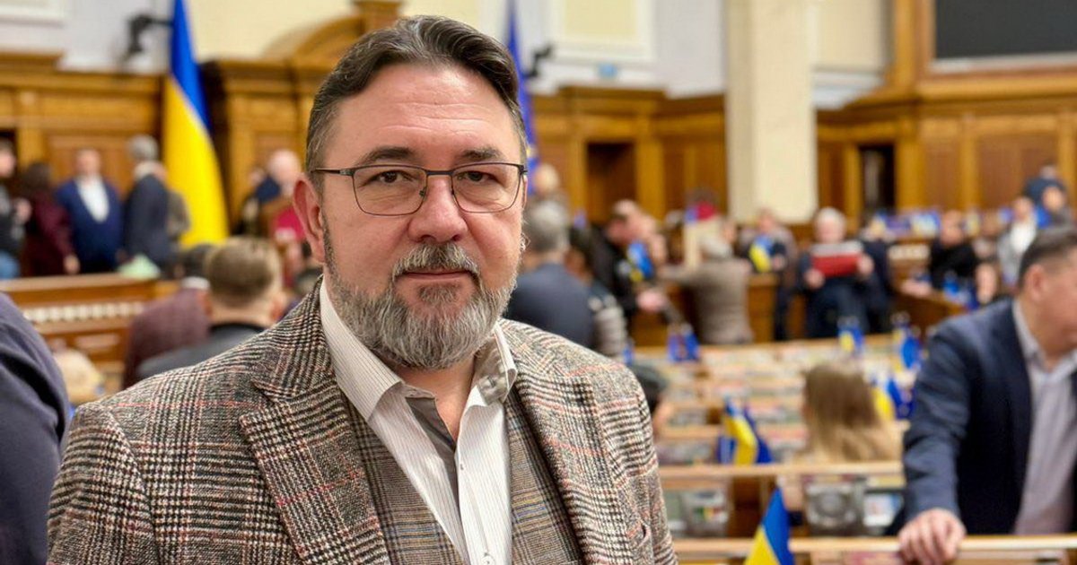 Потураев разозлился из-за вопроса о Зеленском и «Миндич-гейте»: «г*вно в кранах» (видео)