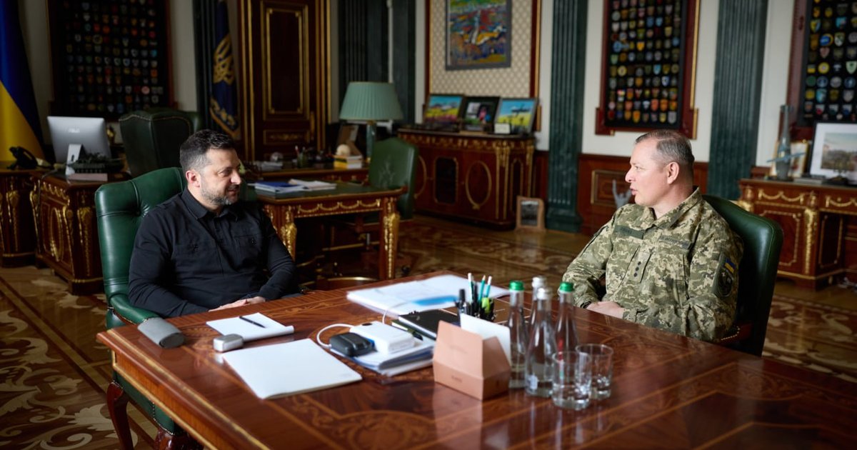 https://focus.ua/politics/759788-zelenskij-rasskazal-ob-ochen-iskrennem-razgovore-s-lyashko-o-chem-oni-besedovali-podrobnosti