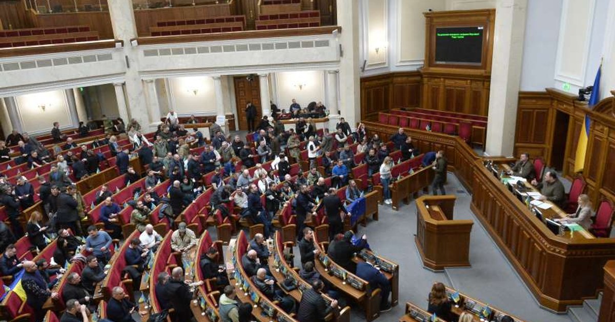 Работа Верховной Рады во время тревог — как депутаты будут продолжать заседания