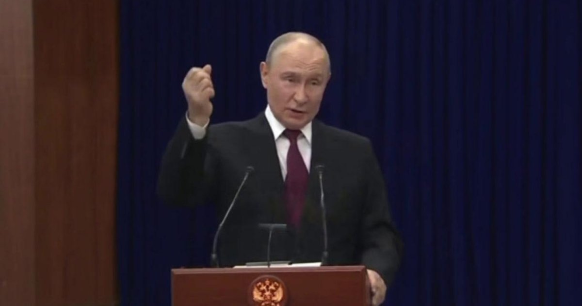 Путин попытался объяснить свою выдумку о косатках и пригрозил надавать «по зубам» (видео)