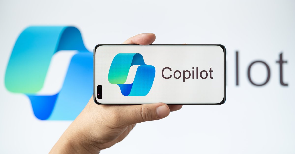 Copilot от Microsoft научился генерировать код и программы