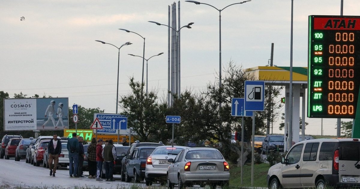 что с очередями за топливом после прекращения ударов по НПЗ противника