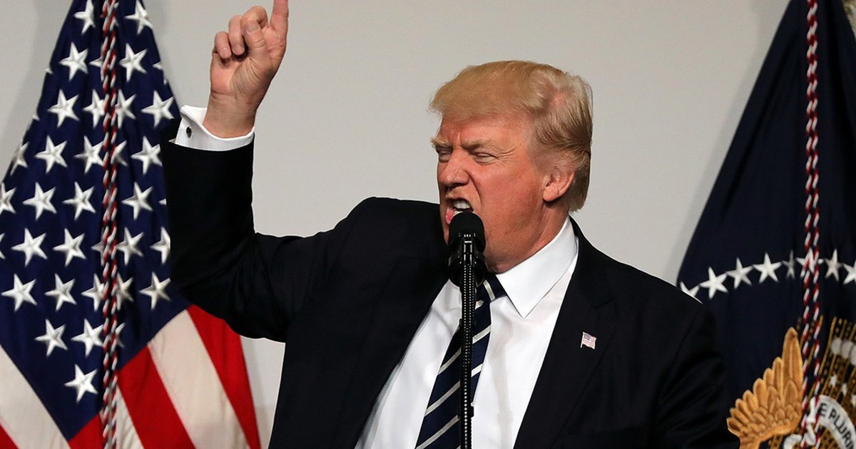 Трамп резко раскритиковал Зеленского из-за ударов по РФ: в чем он упрекнул Украину