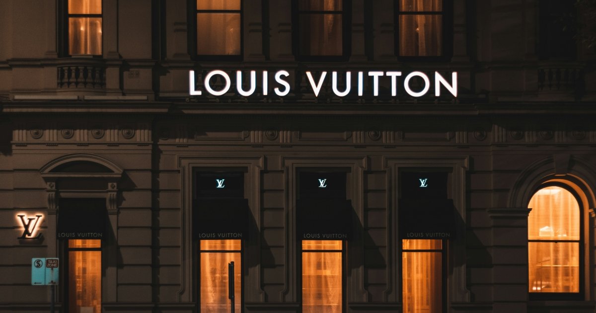 Продажи Louis Vuitton и Dior упали на 5% из-за спада в Китае